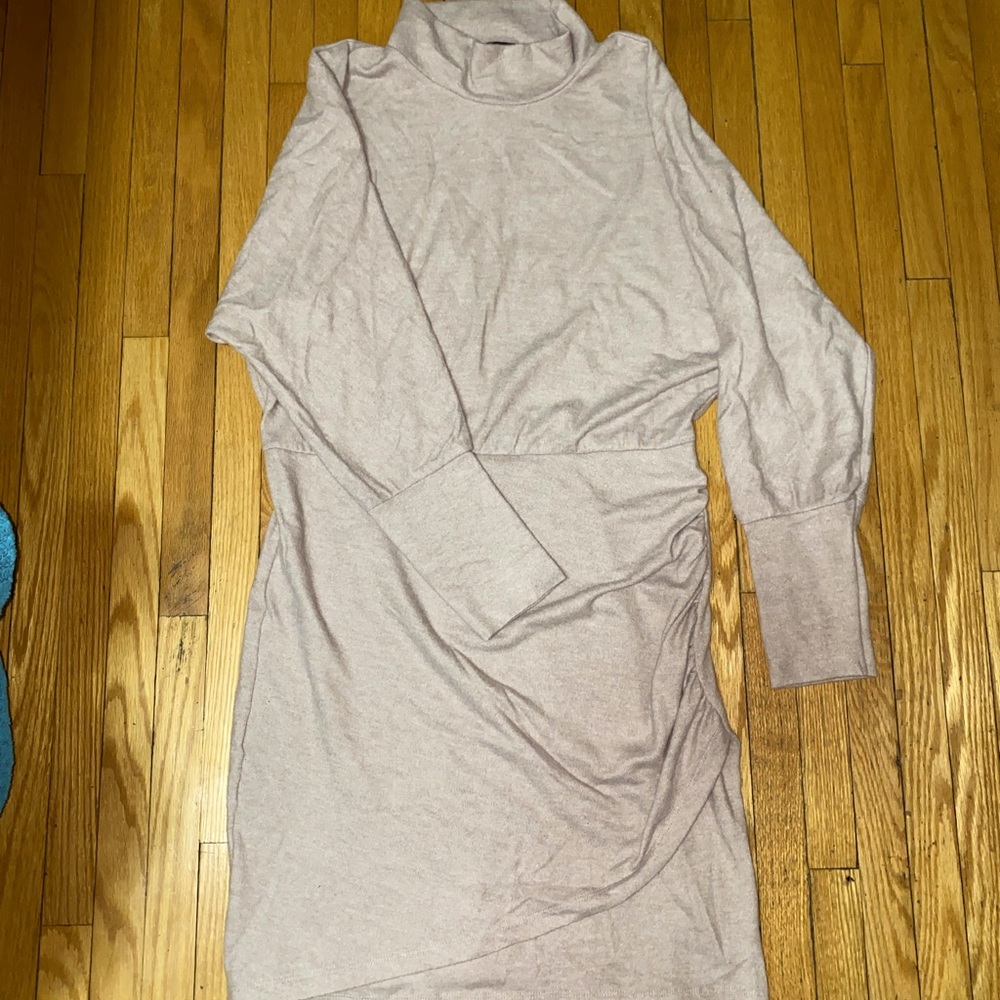 Dynamite mock neck dress
